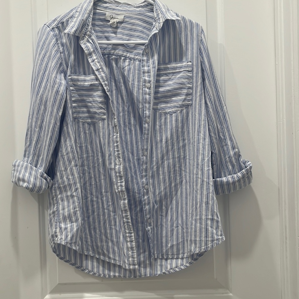 Button down shirt for the beach or with shorts! Blue stripes! Size M